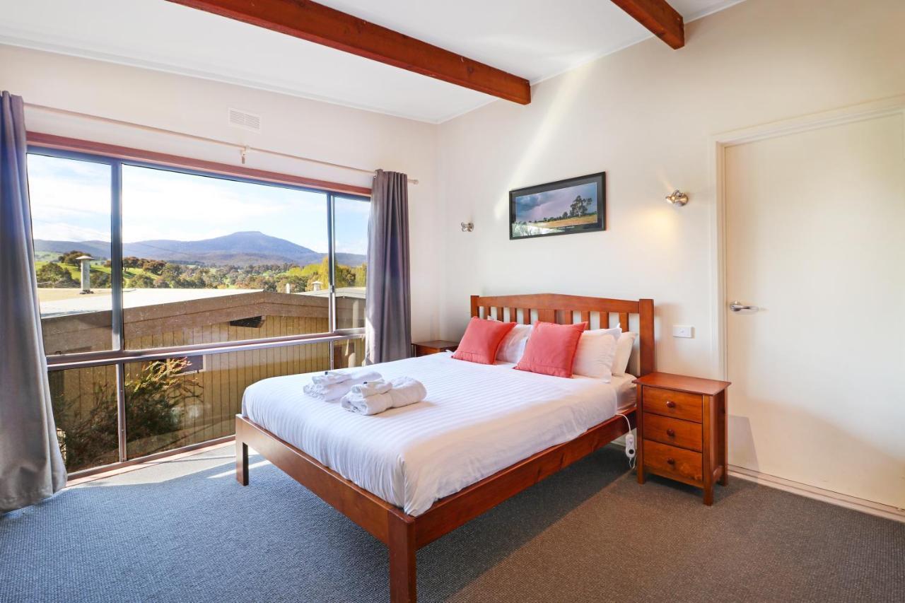 Off Mountain Accommodation Merrijig Ngoại thất bức ảnh